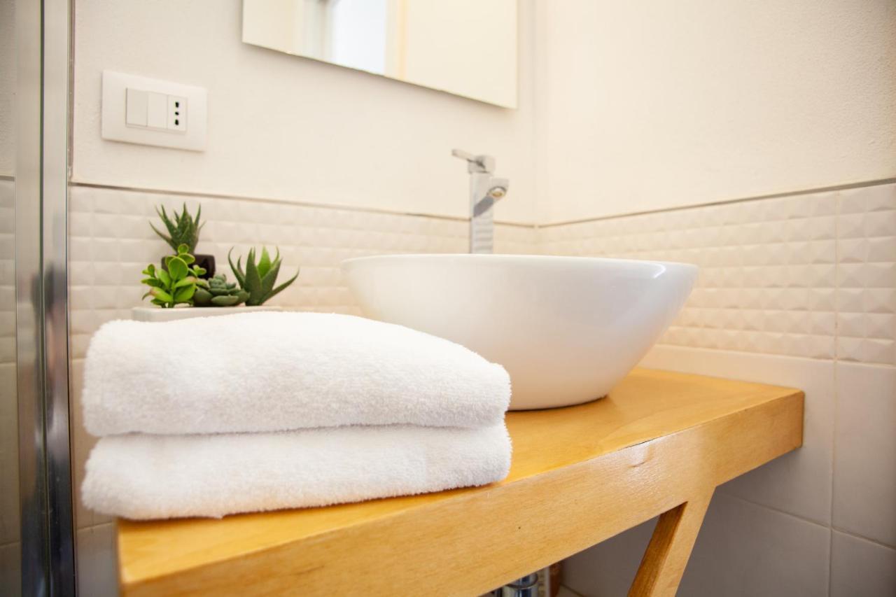 Cristoforo Porta Ticinese Aparthotel 4Pax Wifi Milano Ngoại thất bức ảnh